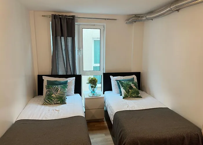 Access Apartments City